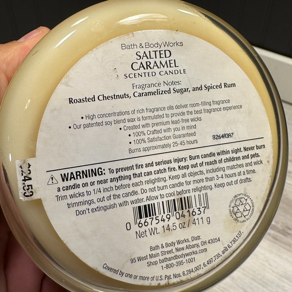 Lot 3 - Bath & Body Works Scented Candle 2 Salted Caramel 1 Merry Cookie 14.5oz - Picture 5 of 6